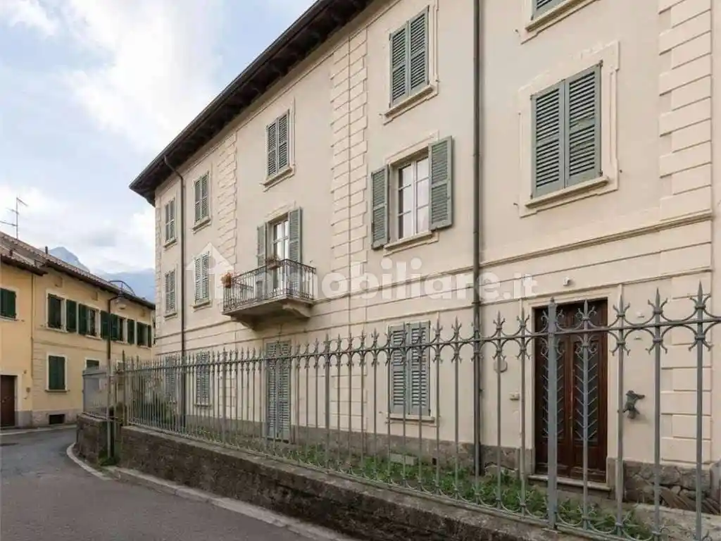 Appartamento in vendita a Lecco