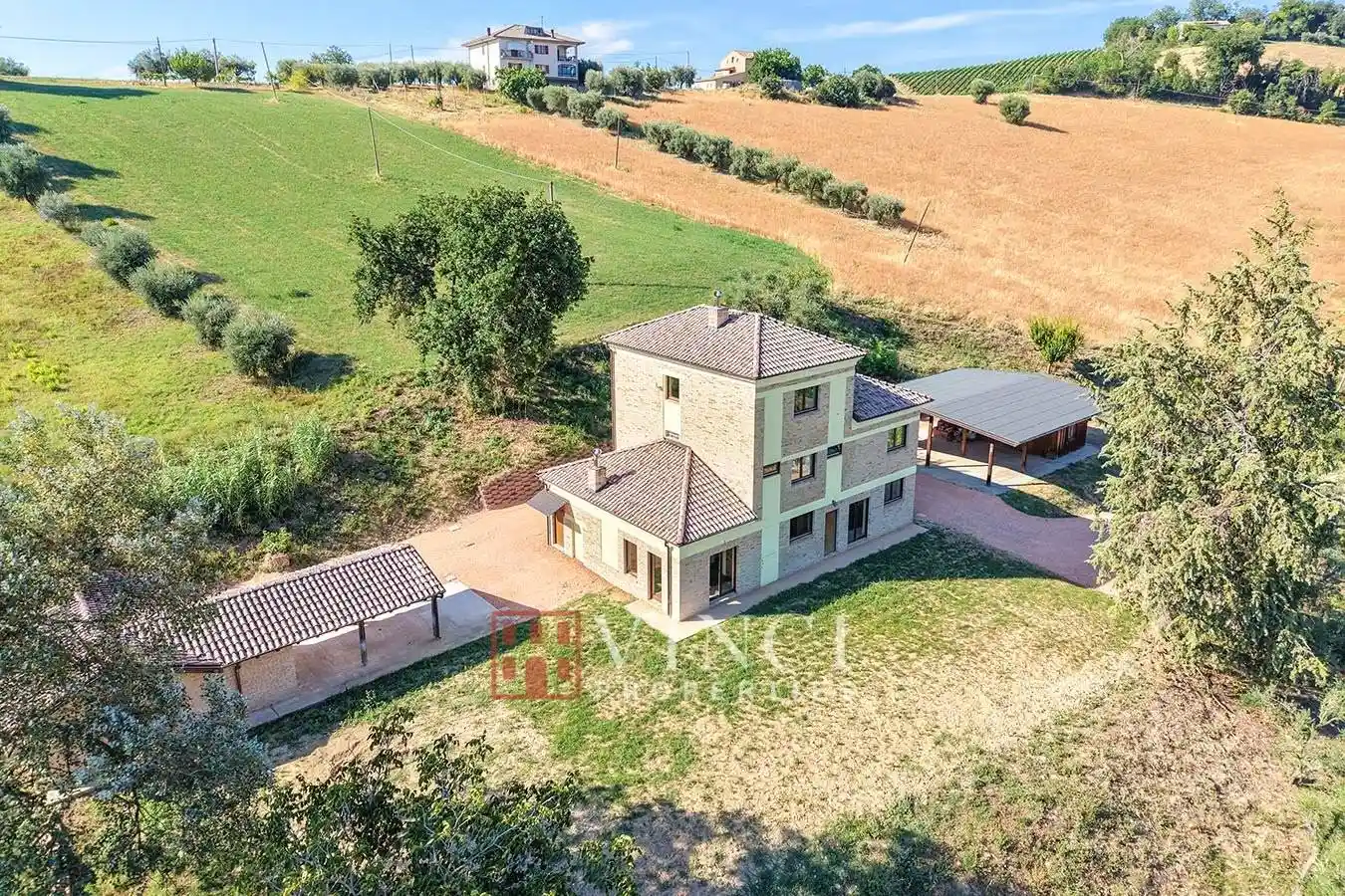 Rustico - Casale in vendita a Montegiorgio