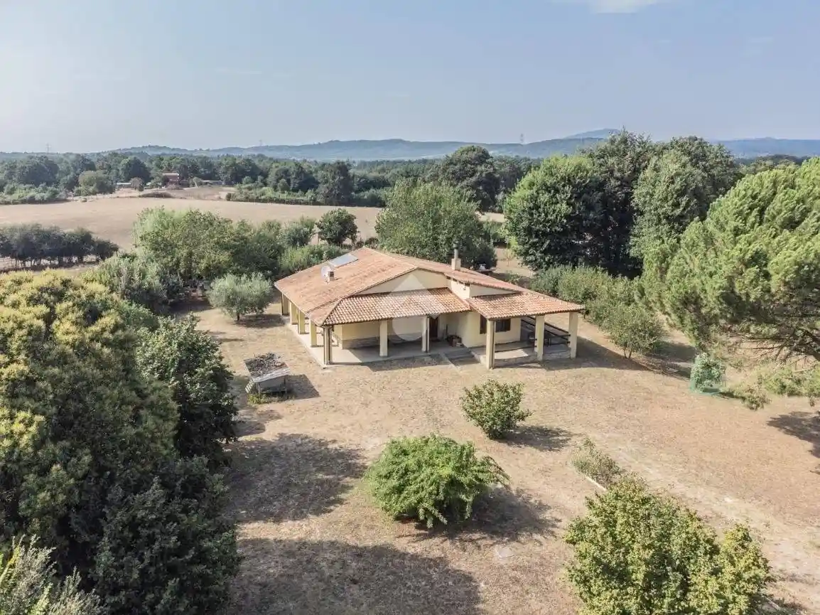 Villa in vendita a Bassano Romano