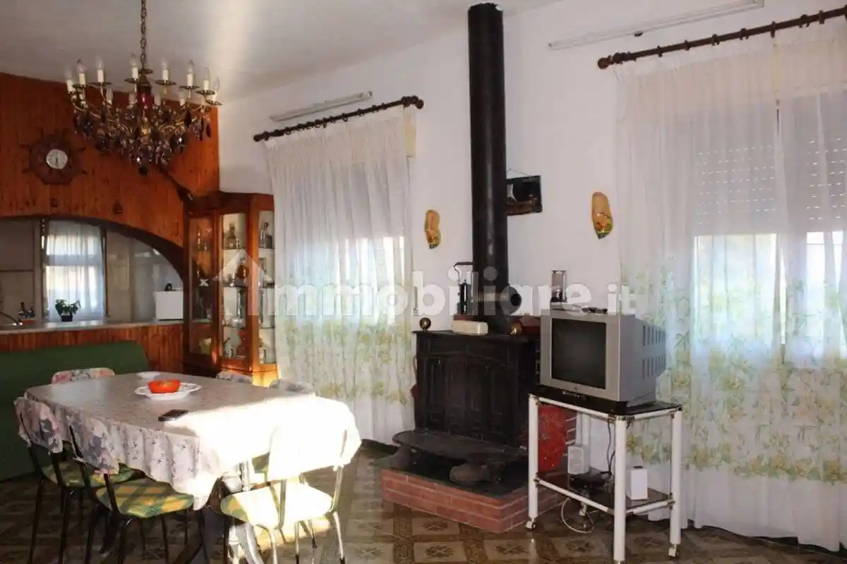 Villa in vendita a Belmonte Mezzagno