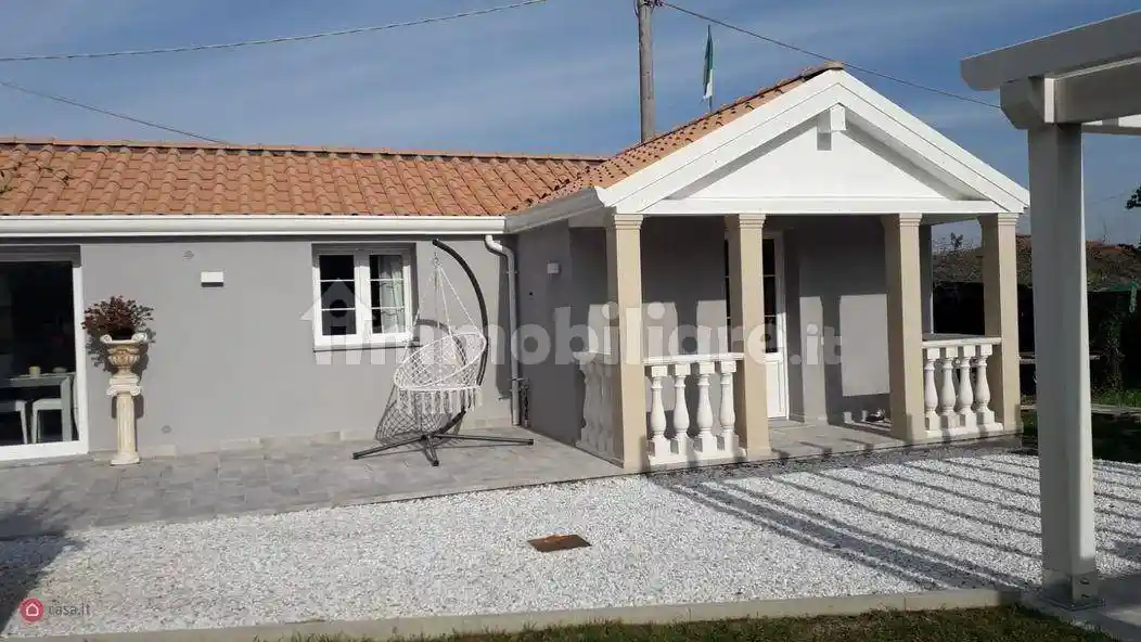 Villa in affitto a Buti