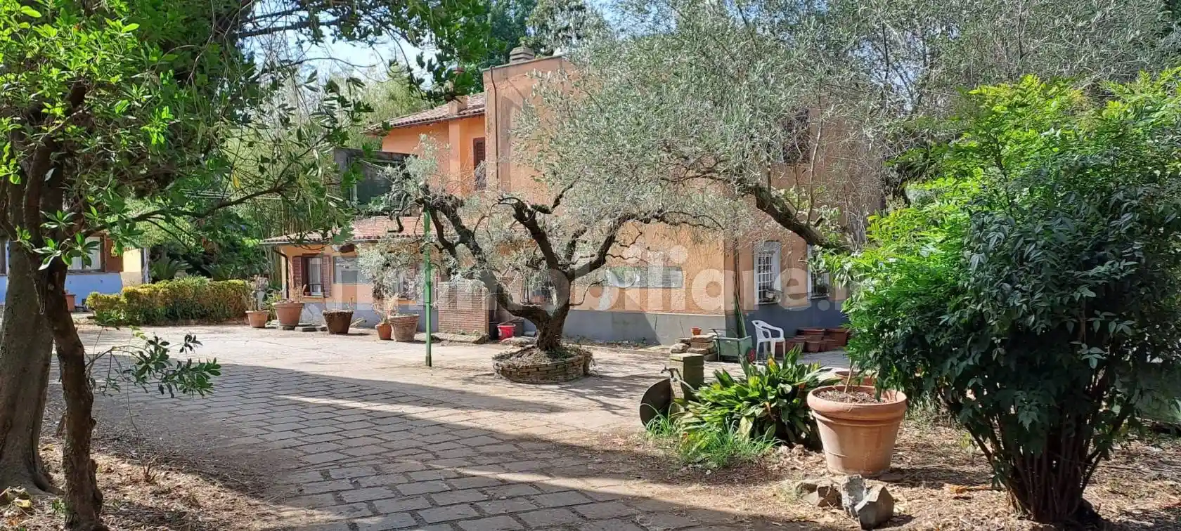 Villa in vendita a Velletri
