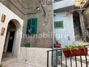Appartamento in vendita a Serrone
