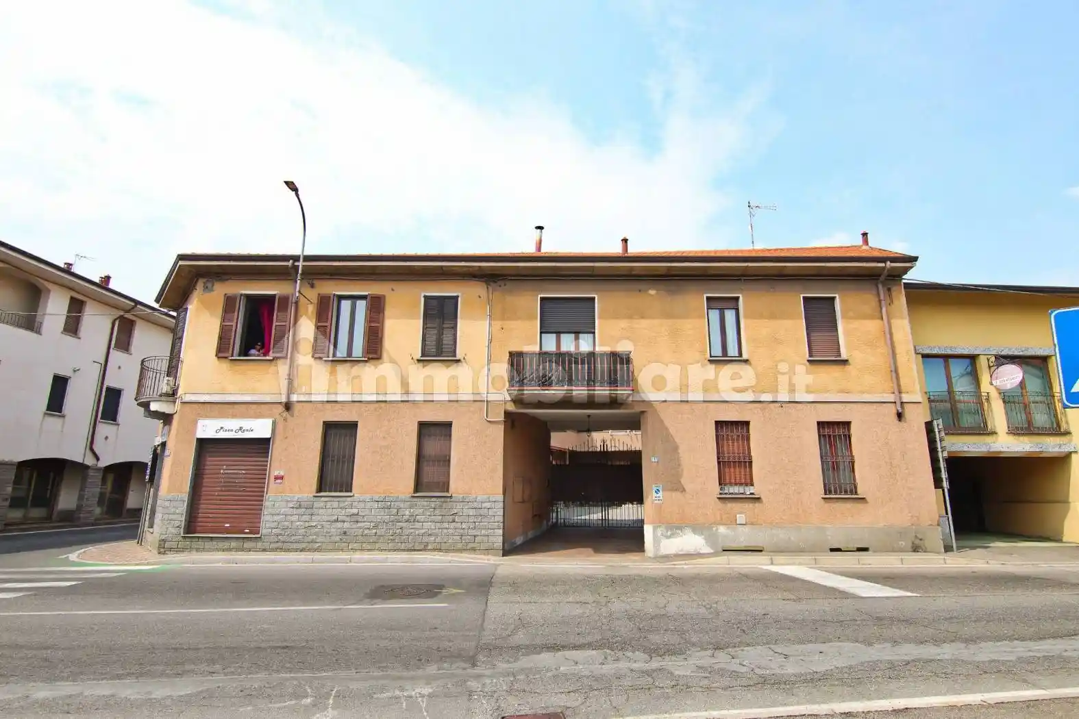 Appartamento in vendita a Lazzate