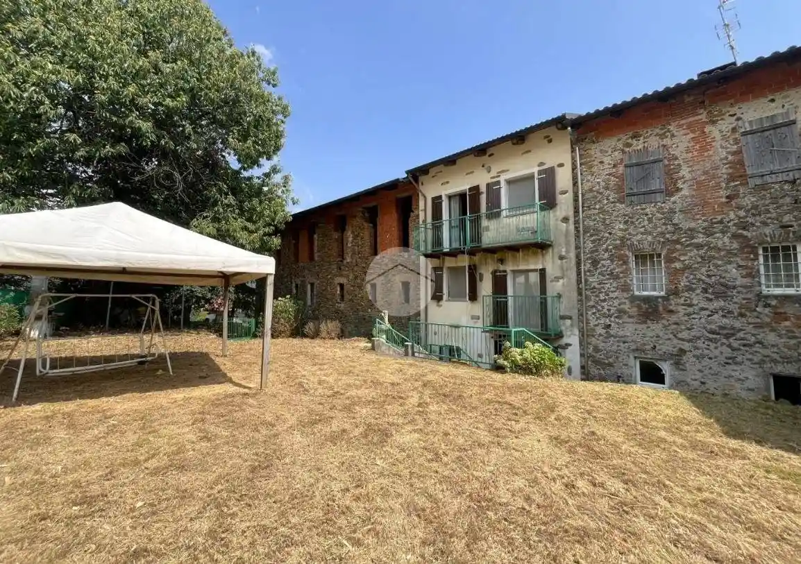 Casa indipendente in vendita a Sagliano Micca