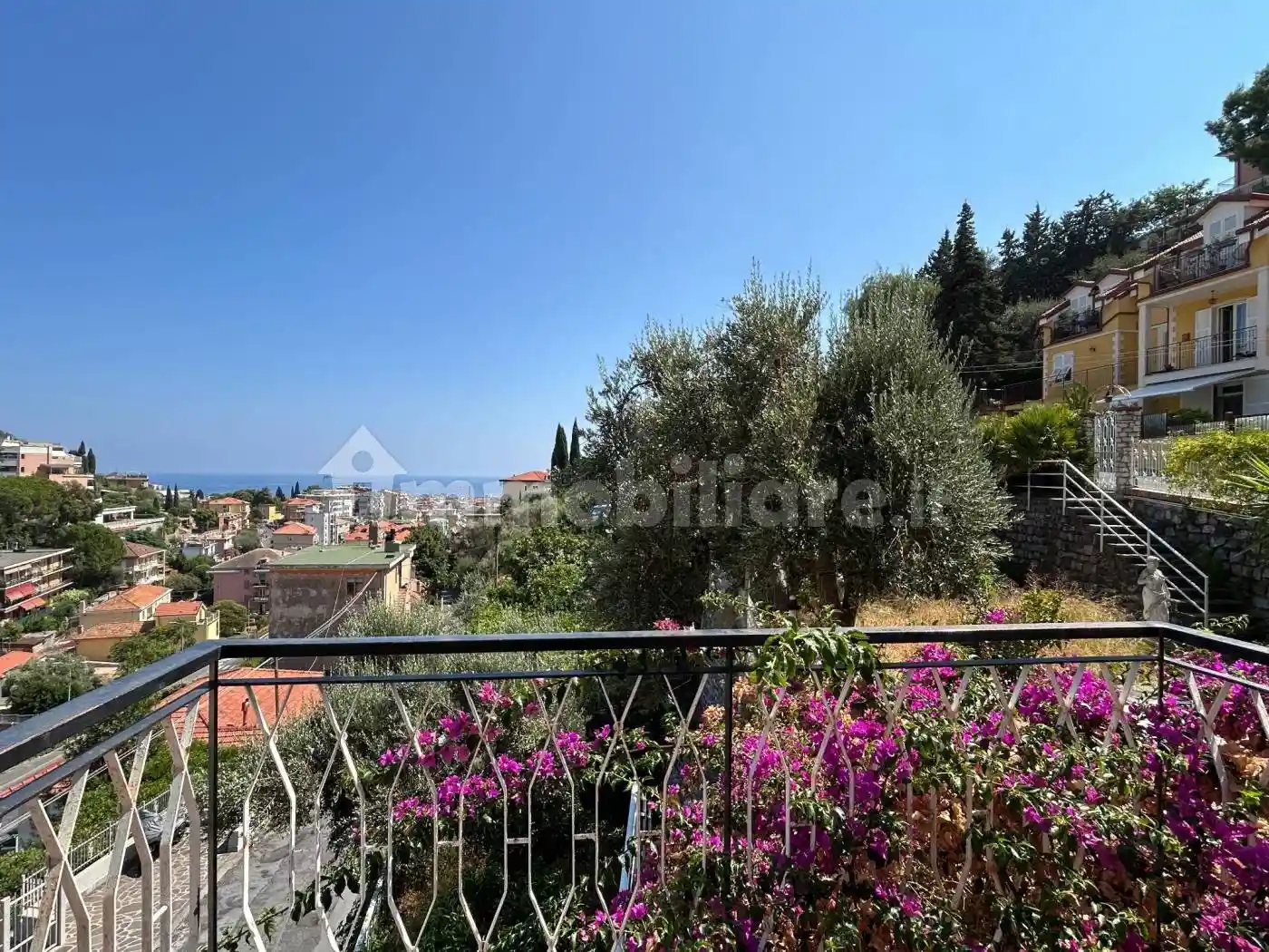 Villa in vendita a Alassio
