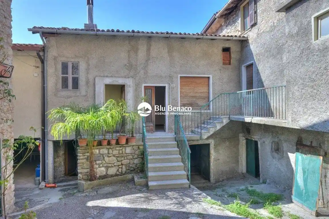 Casa indipendente in vendita a Tignale