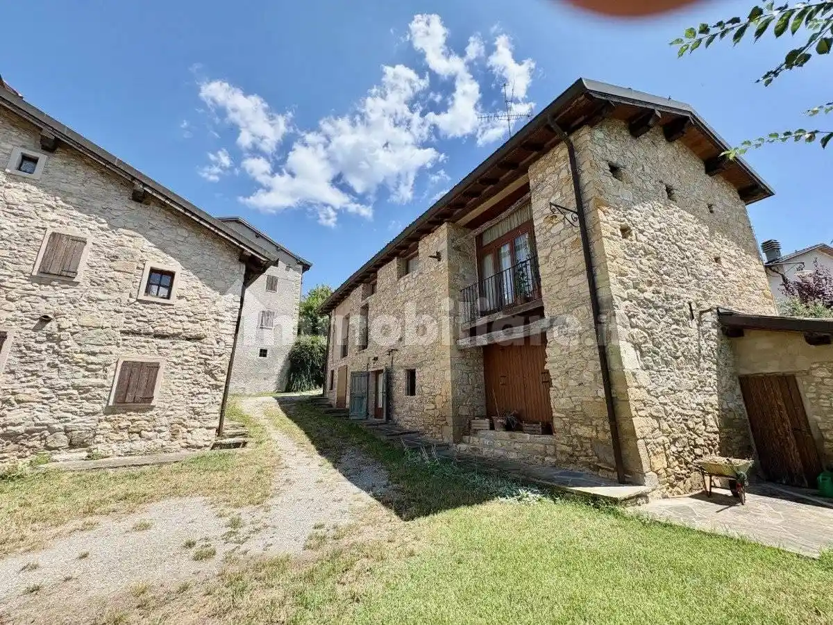 Villa in vendita a Casina