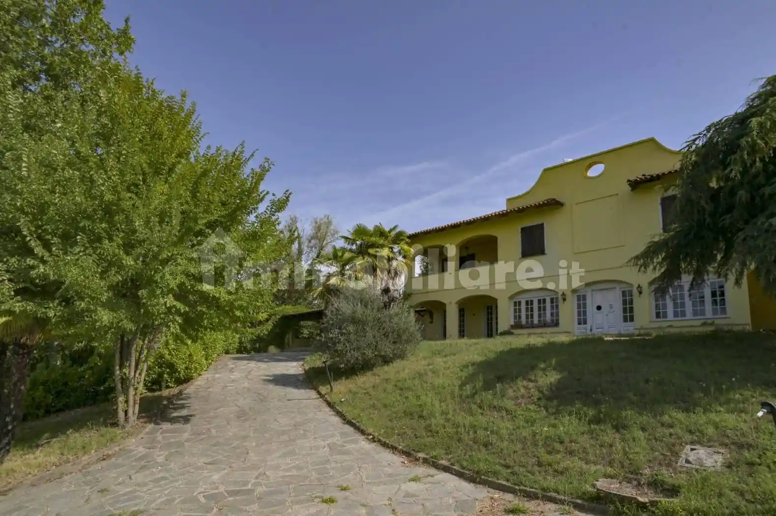 Villa in vendita a Monteu Roero