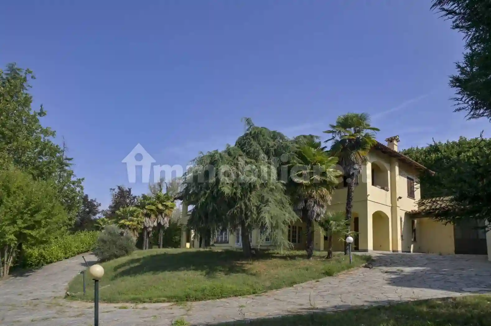 Villa - foto 2