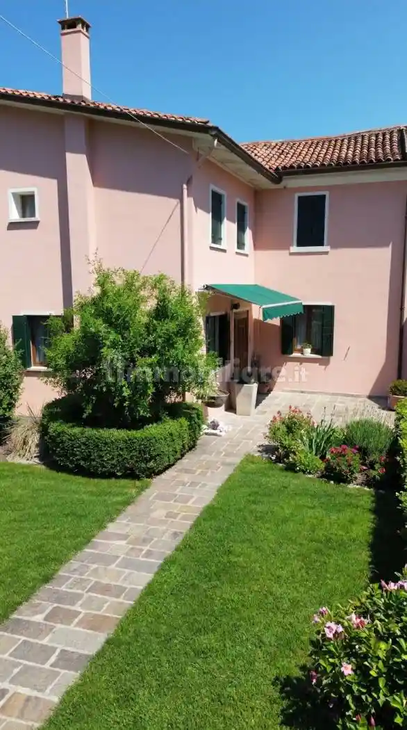 Rustico - Casale in vendita a Morgano
