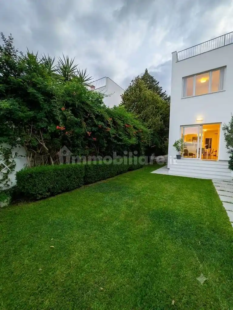 Villa in vendita a Palermo