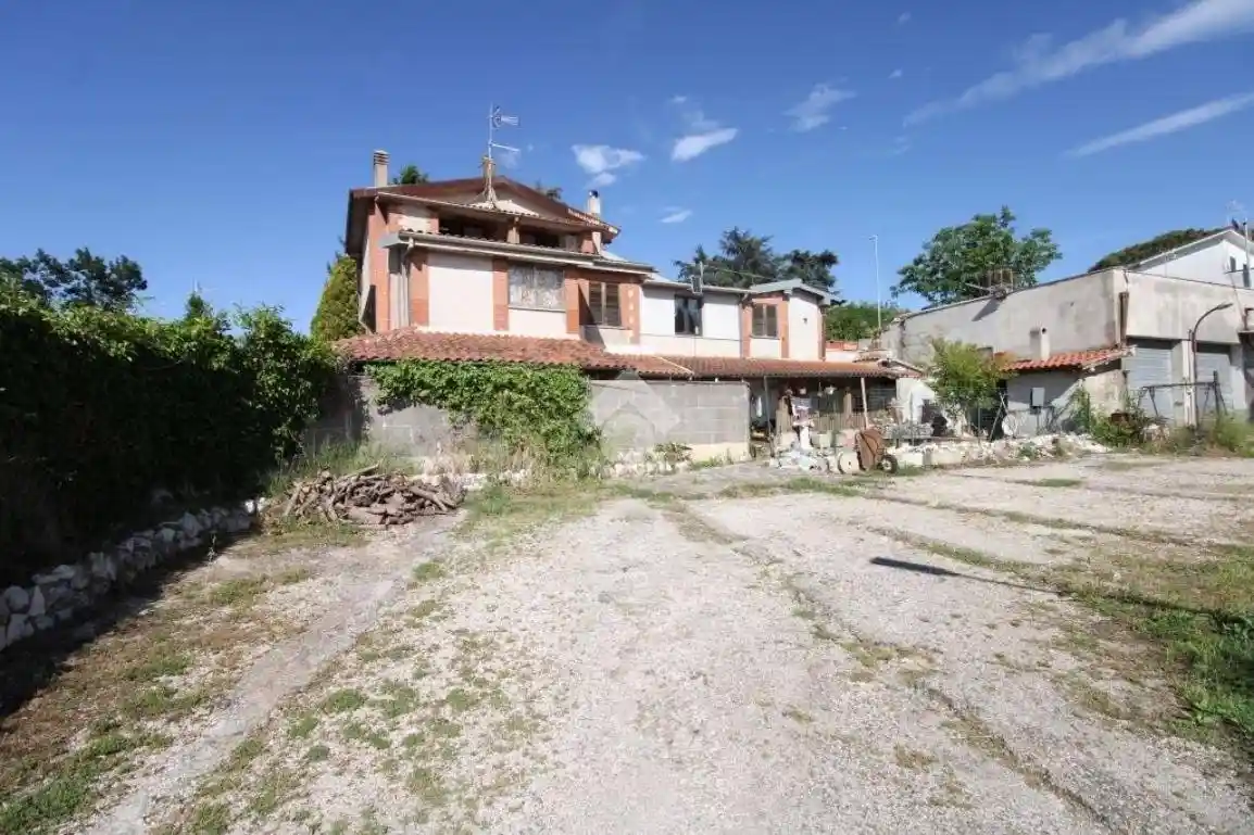 Villa in vendita a Morlupo