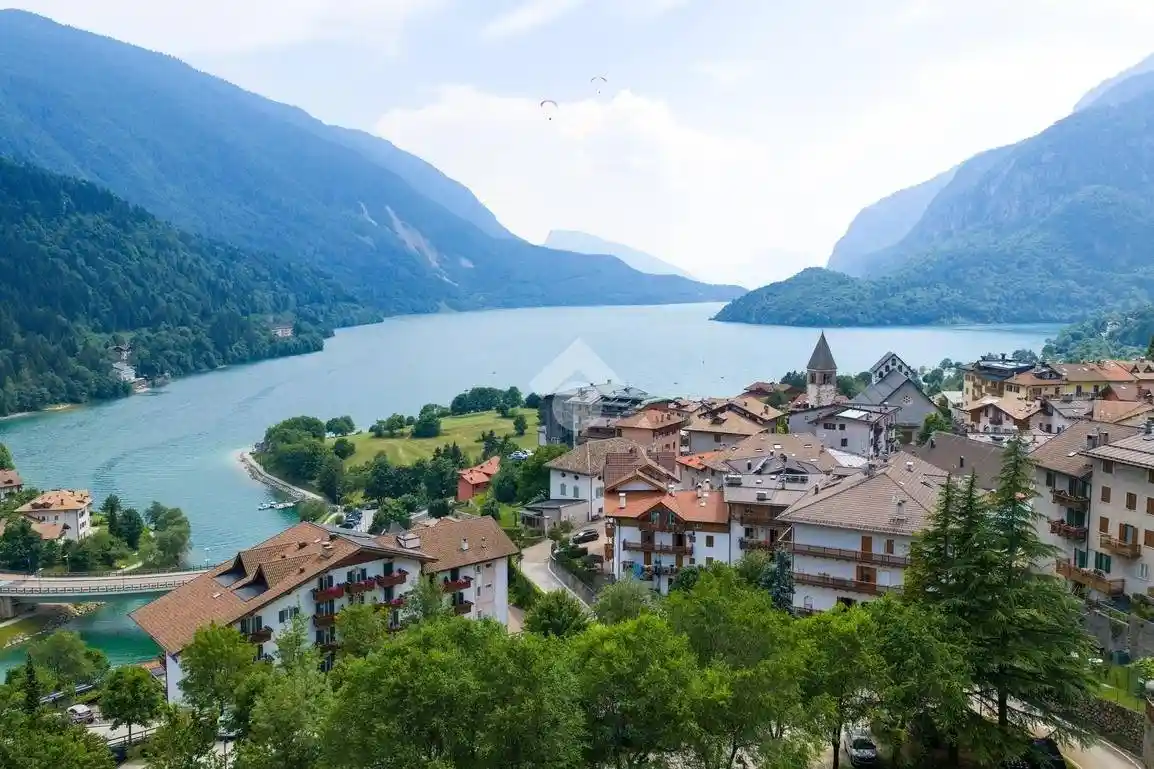 Appartamento in vendita a Molveno