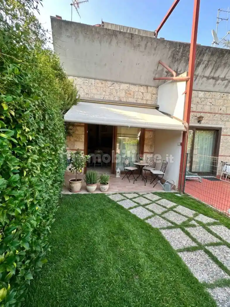 Villetta a schiera in vendita a Terni