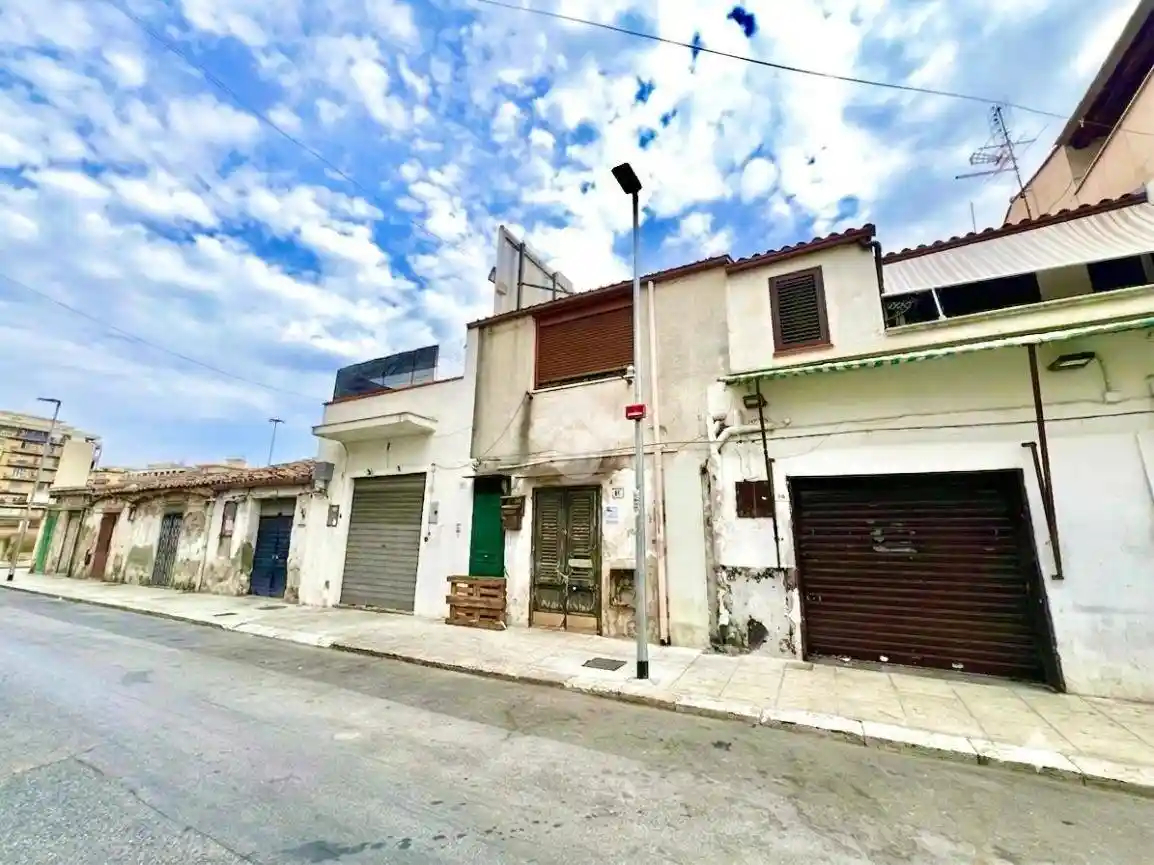 Appartamento in vendita a Palermo