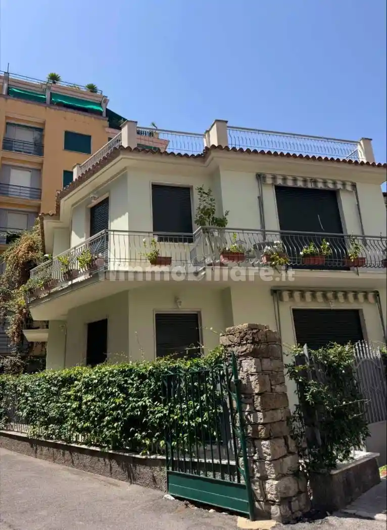 Villa in vendita a Rapallo