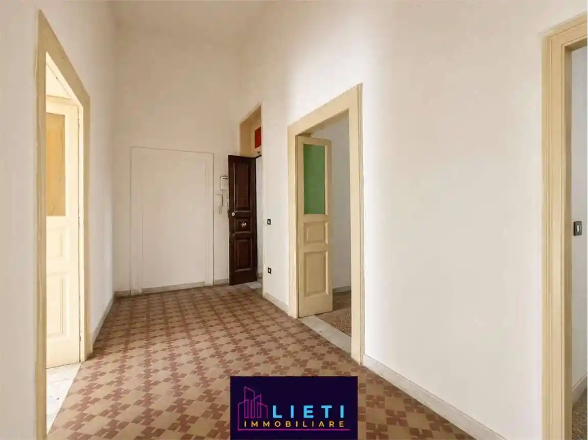 Appartamento in vendita a Taranto
