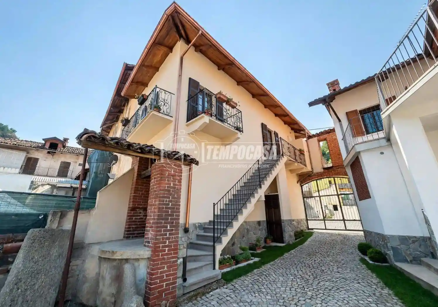 Rustico - Casale in vendita a Trana