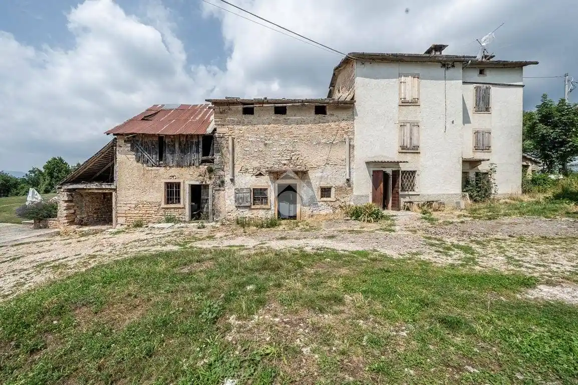 Casa indipendente in vendita a Bosco Chiesanuova