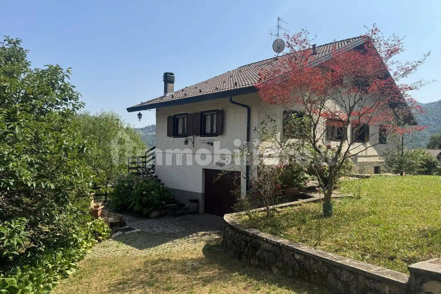 Villa in vendita a Algua