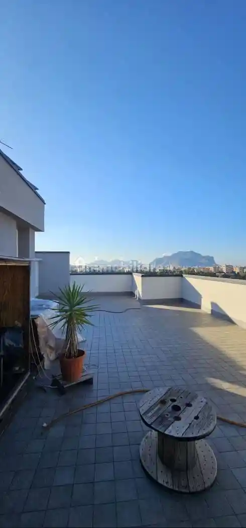 Appartamento in vendita a Palermo