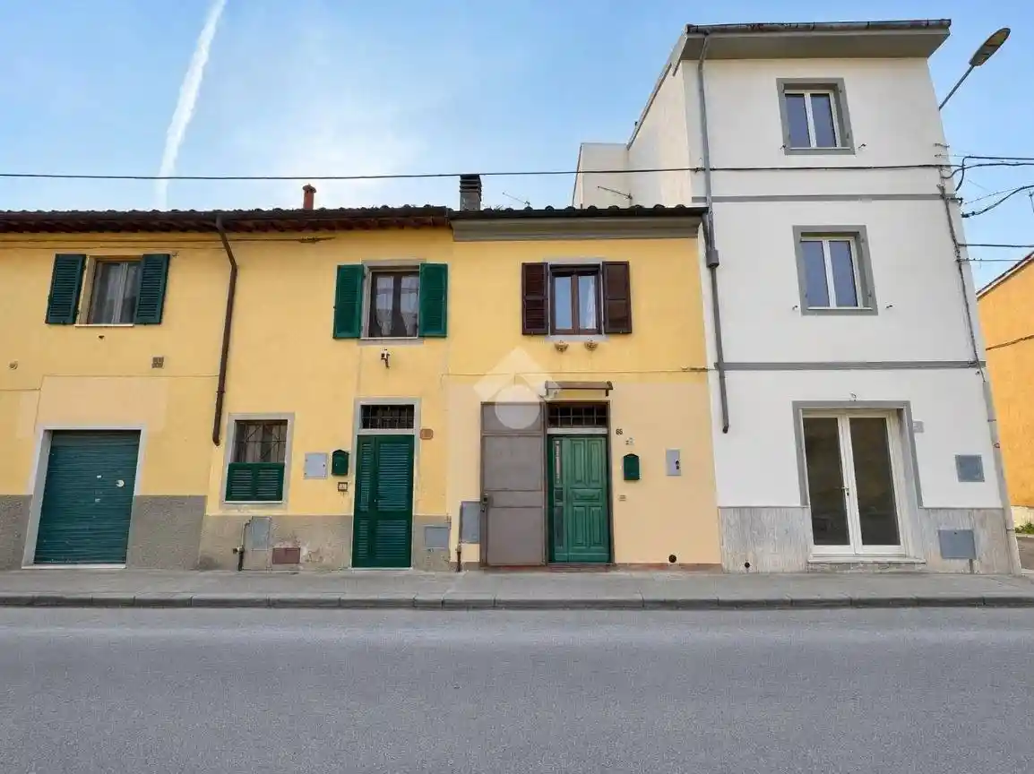 Casa indipendente in vendita a Pisa