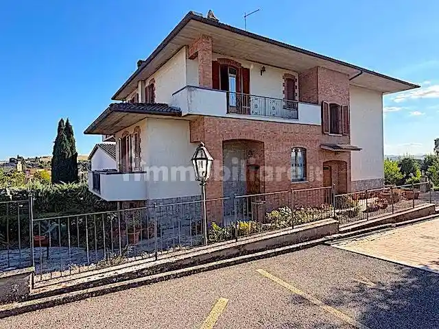 Appartamento in vendita a Asciano