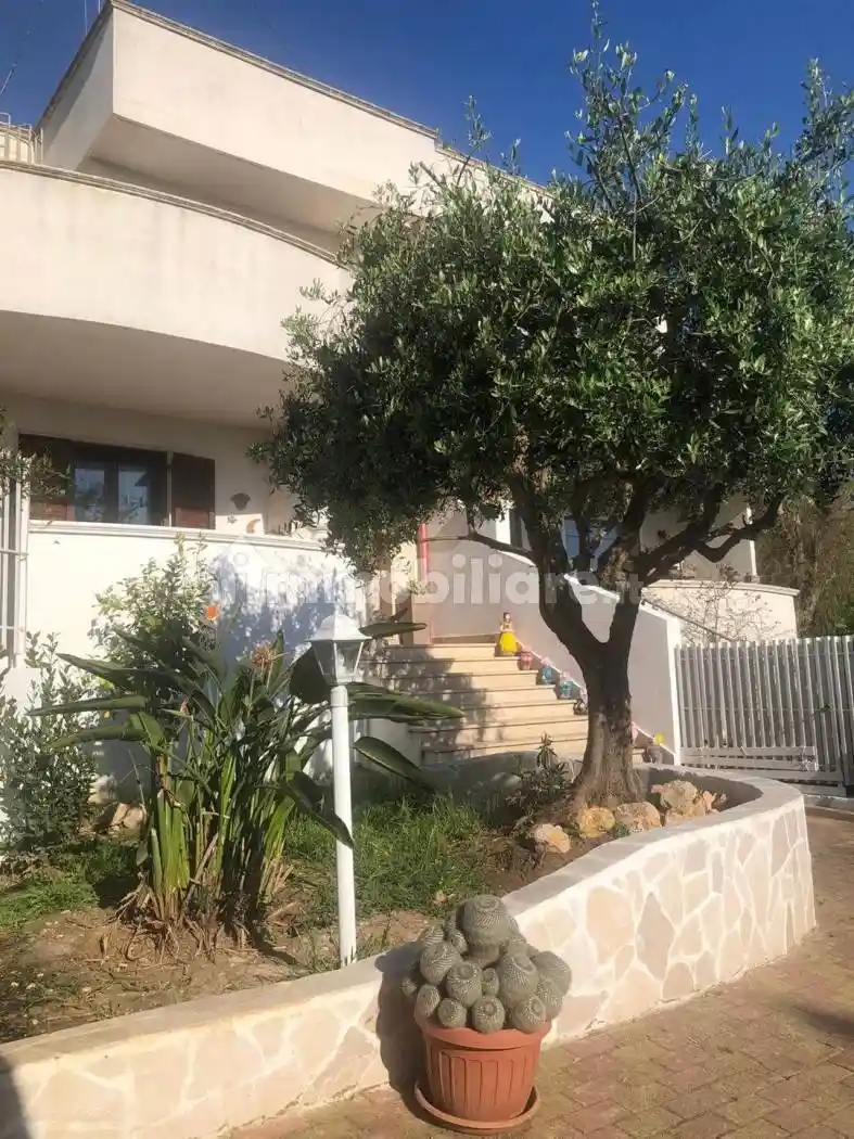 Villa in vendita a Taranto
