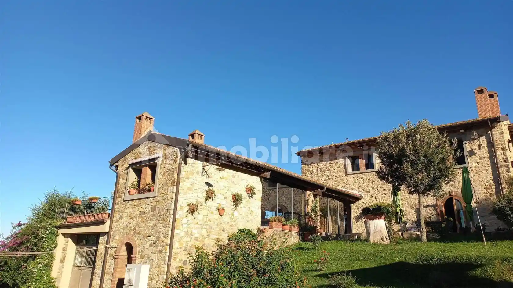 Rustico - Casale in vendita a Scansano