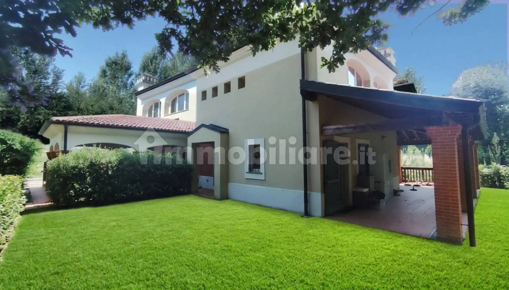 Villa in vendita a Asti