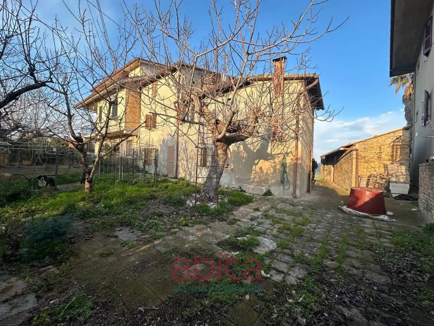 Casa indipendente in vendita a Colli del Tronto