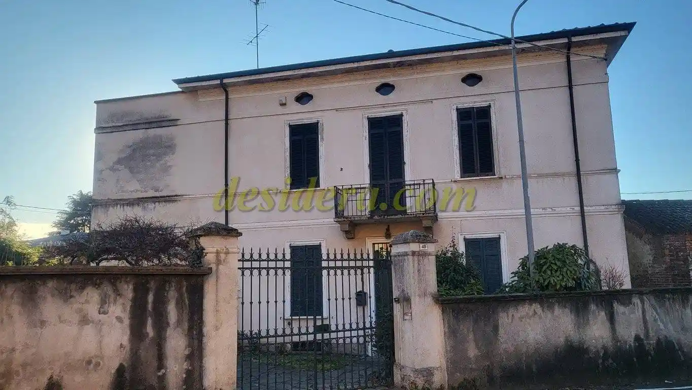 Villa in vendita a Castelletto Sopra Ticino