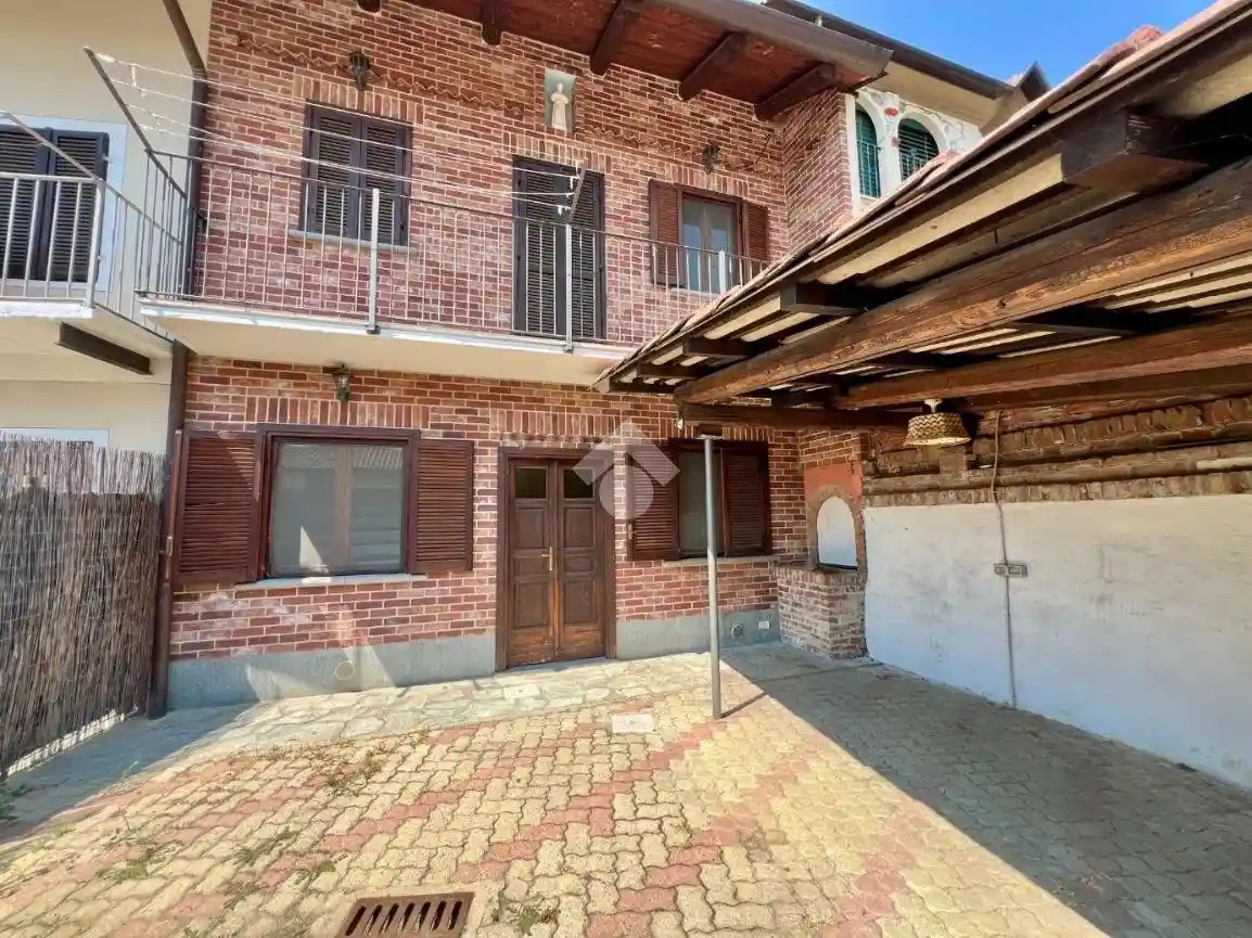Casa indipendente in vendita a Castelnuovo Don Bosco