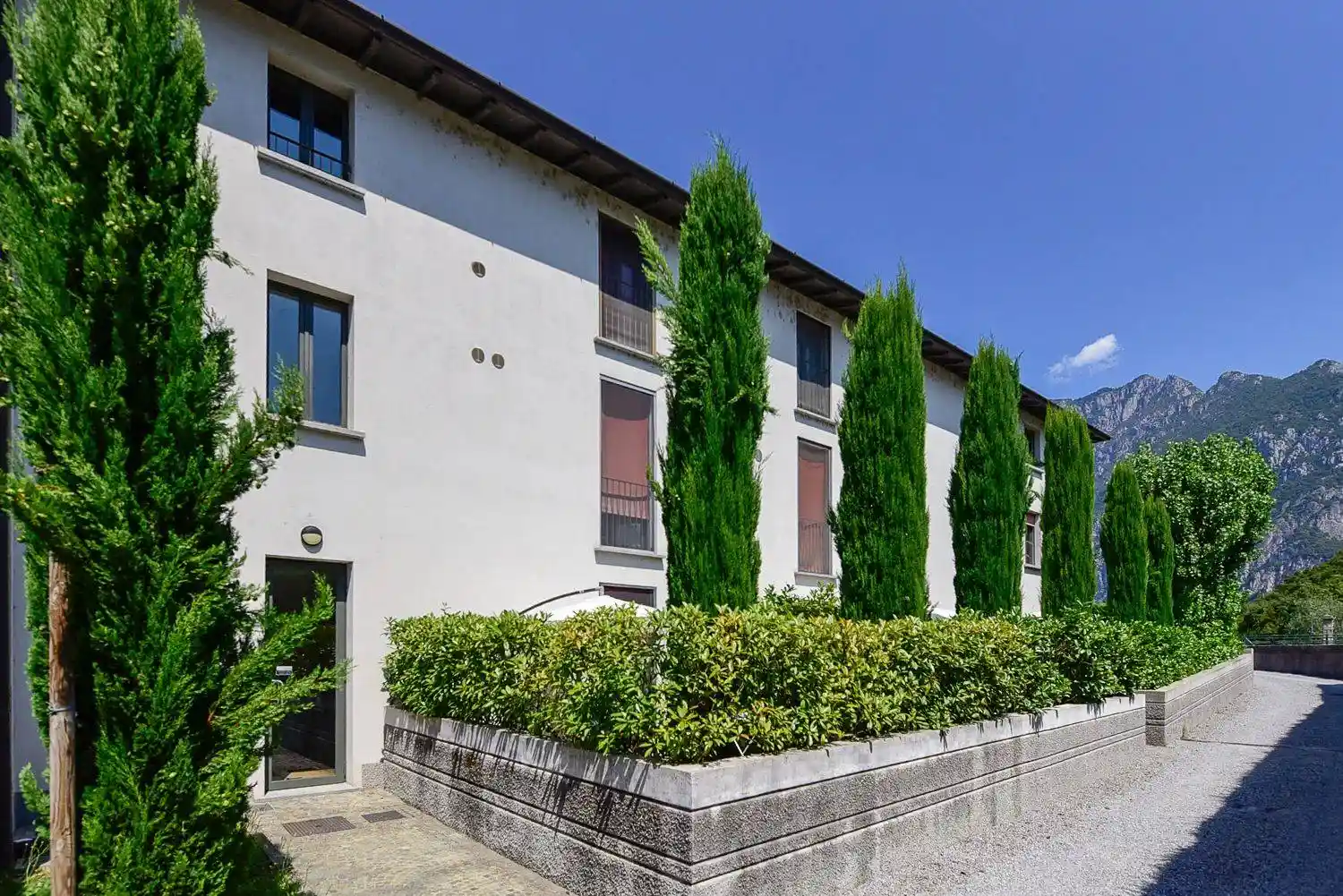 Appartamento in vendita a Valmadrera