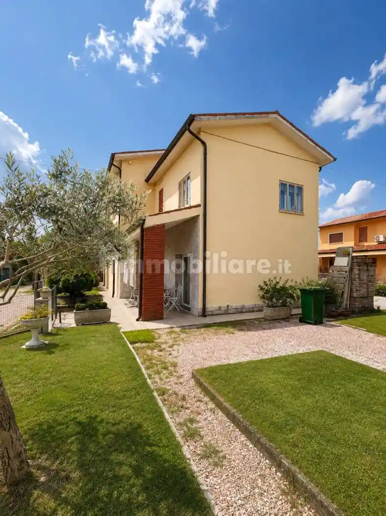 Villa in vendita a Borgo Veneto