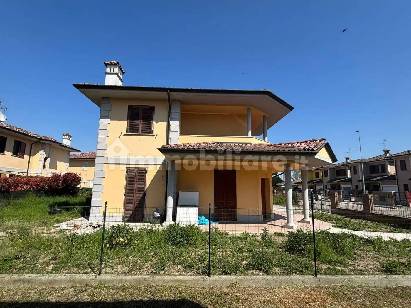 Villa in vendita a Roncaro