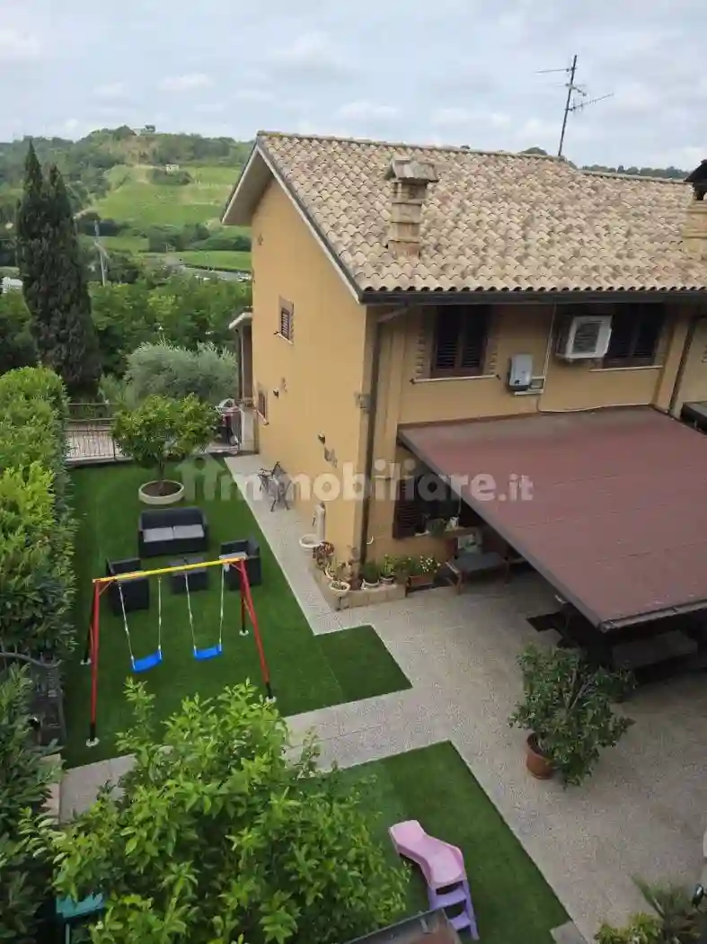Villetta a schiera - foto 2