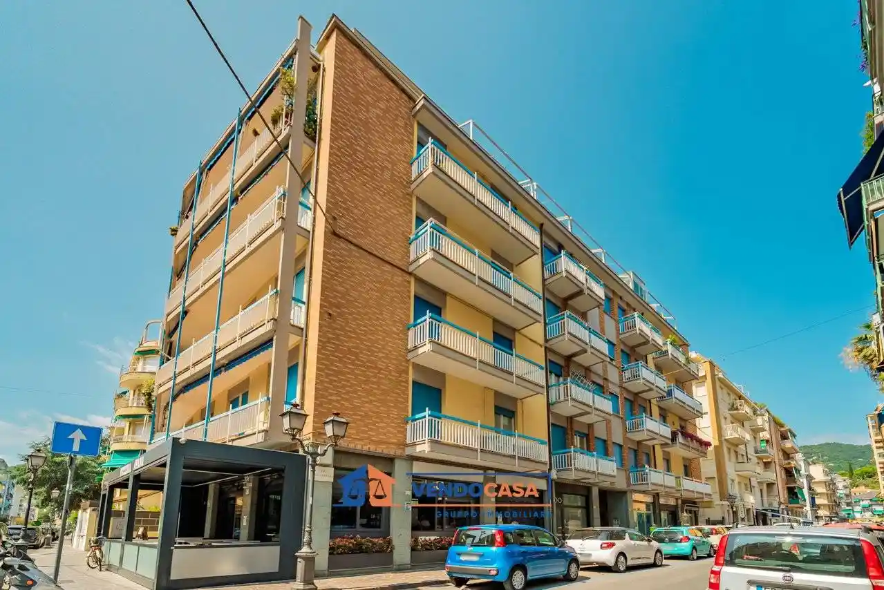 Appartamento in vendita a Alassio