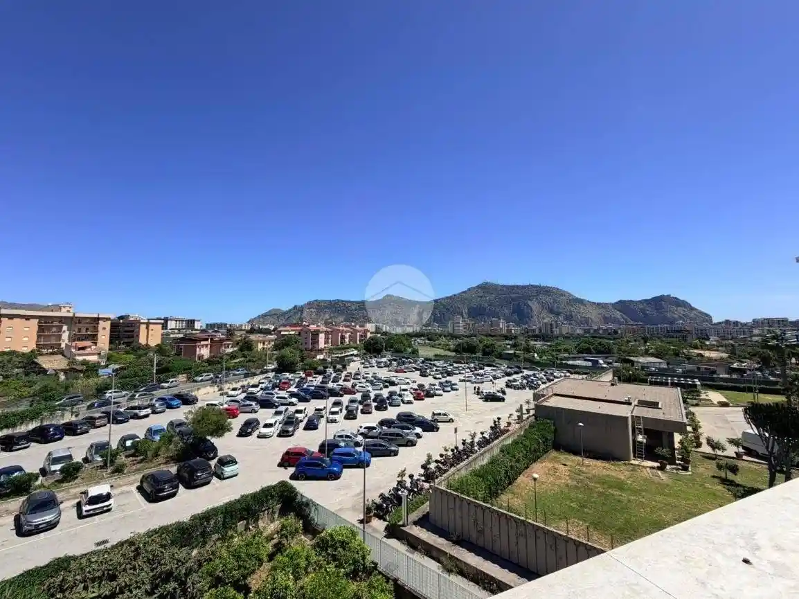 Appartamento in vendita a Palermo