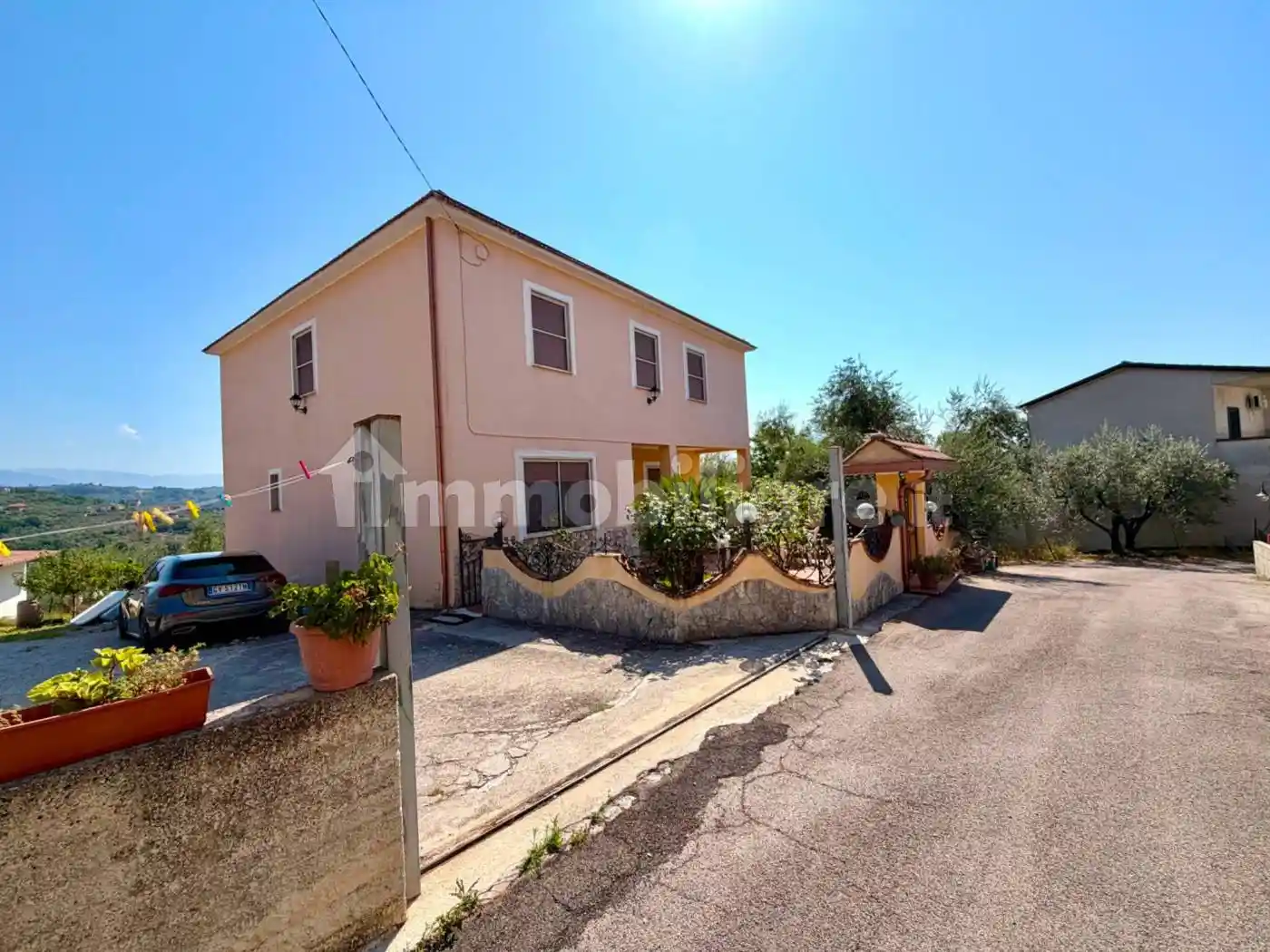 Casa indipendente in vendita a Frosinone