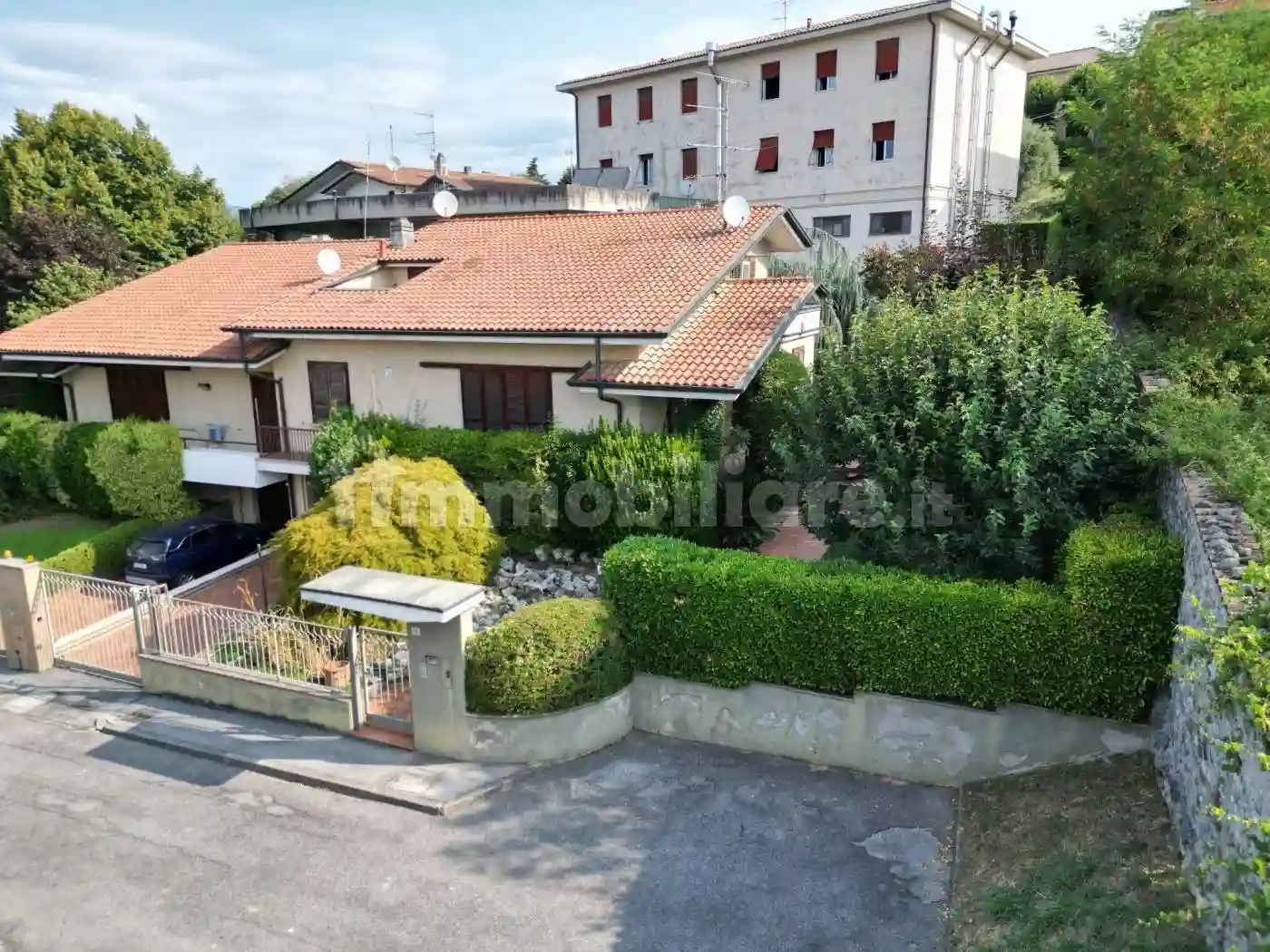 Villa - foto 2