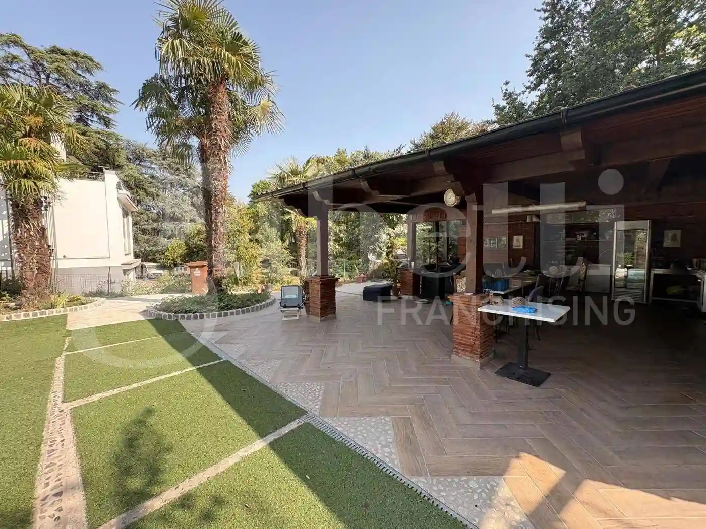 Villa - foto 2
