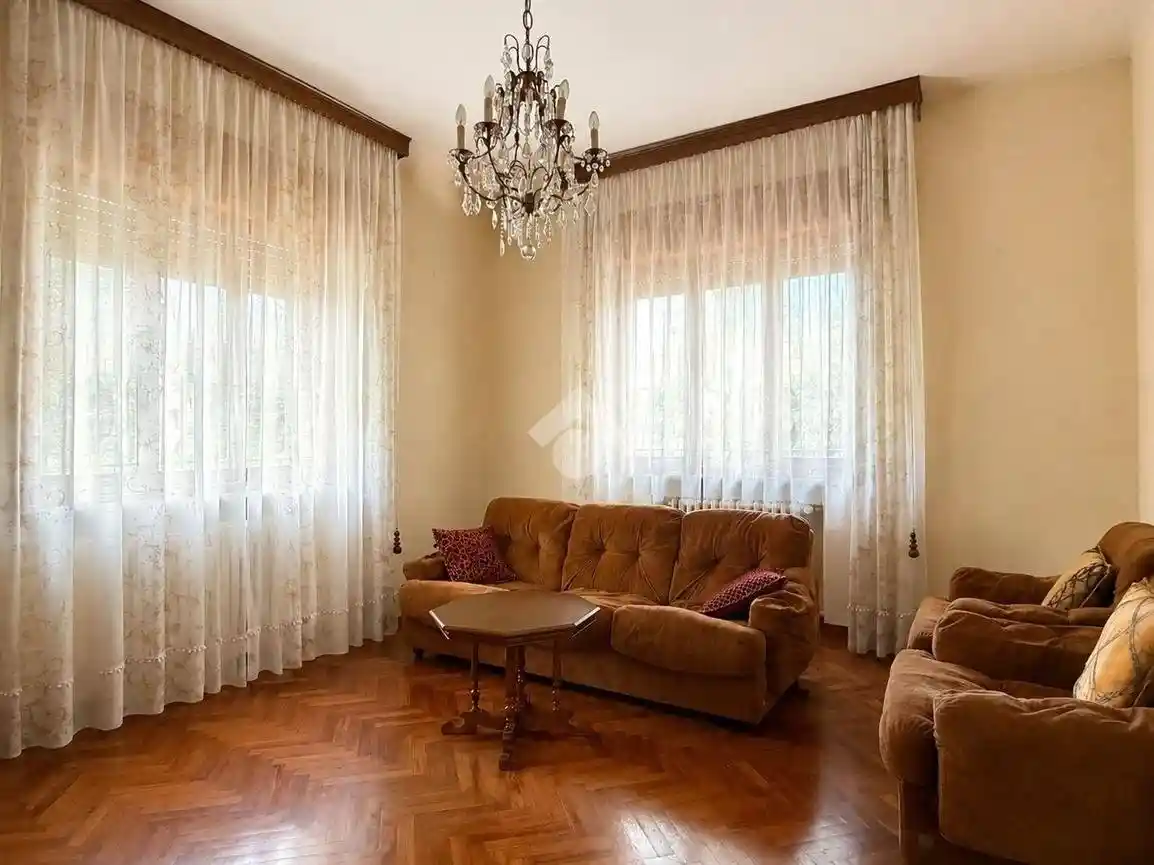 Villa in vendita a Cavriago