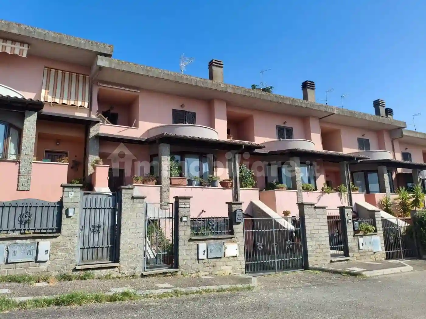 Villetta a schiera - foto 2