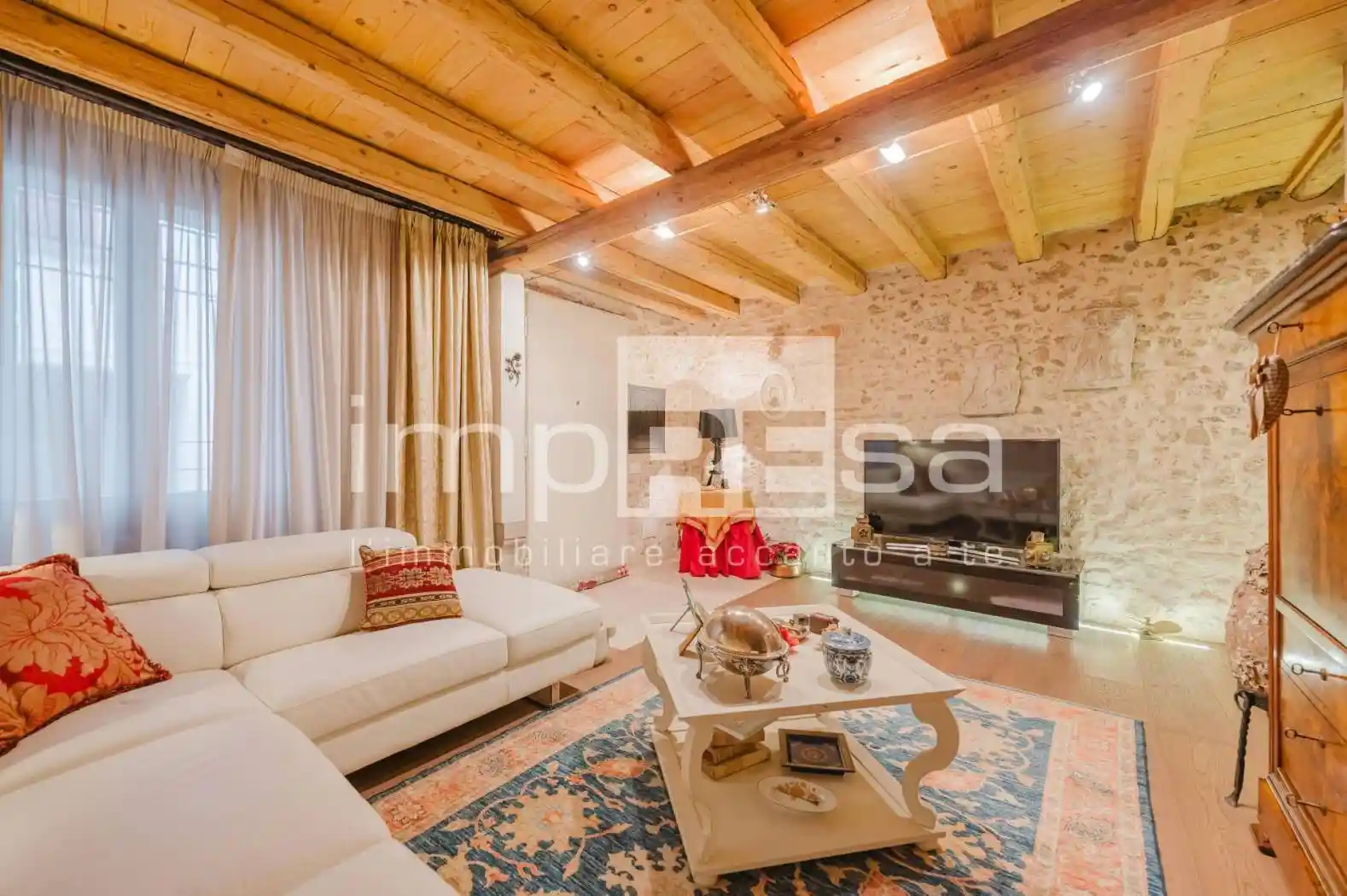 Casa indipendente in vendita a Conegliano