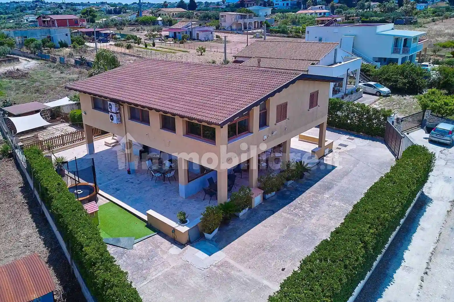 Villa - foto 2