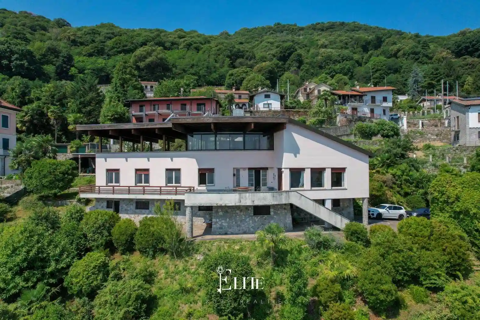 Villa - foto 2