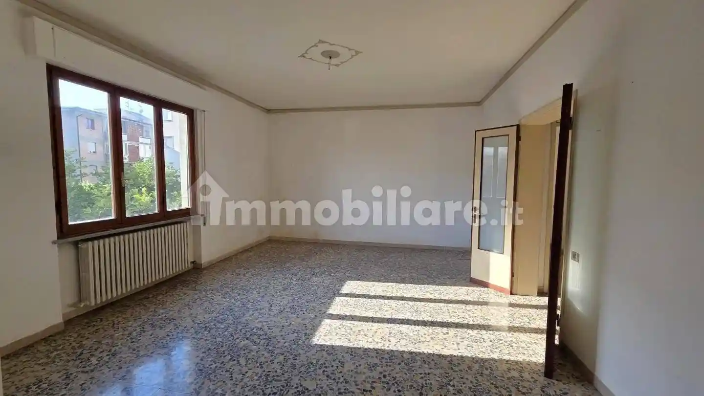 Appartamento in vendita a Lucca
