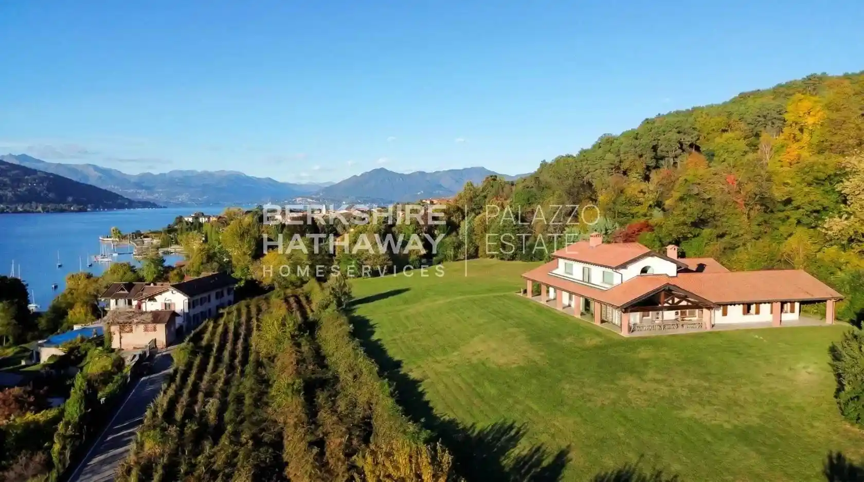 Villa in vendita a Ranco
